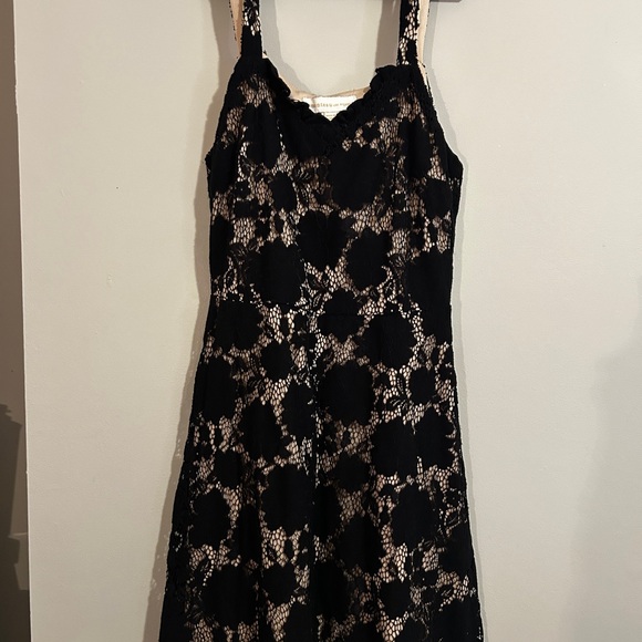 Monteau Dresses & Skirts - Black Lace Mid-Length Dress
